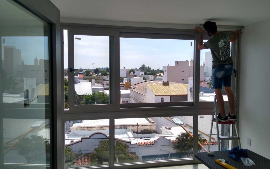 Cómo medir tus ventanas para Cortinas Roller: Guía paso a paso | DX Roller